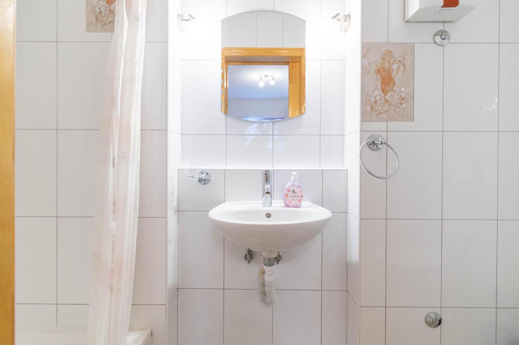 Apartment Kristina Dujmovic Baška Voda Habitación foto