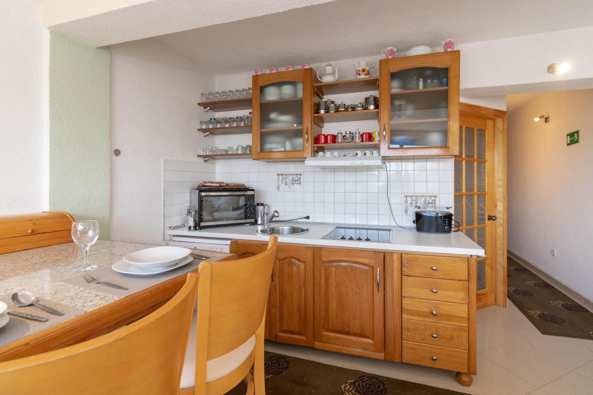 Apartment Kristina Dujmovic Baška Voda Habitación foto